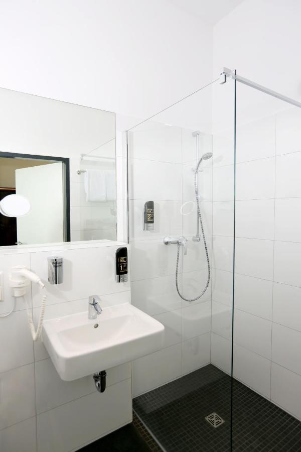 H24 Hoteltow Ngoại thất bức ảnh