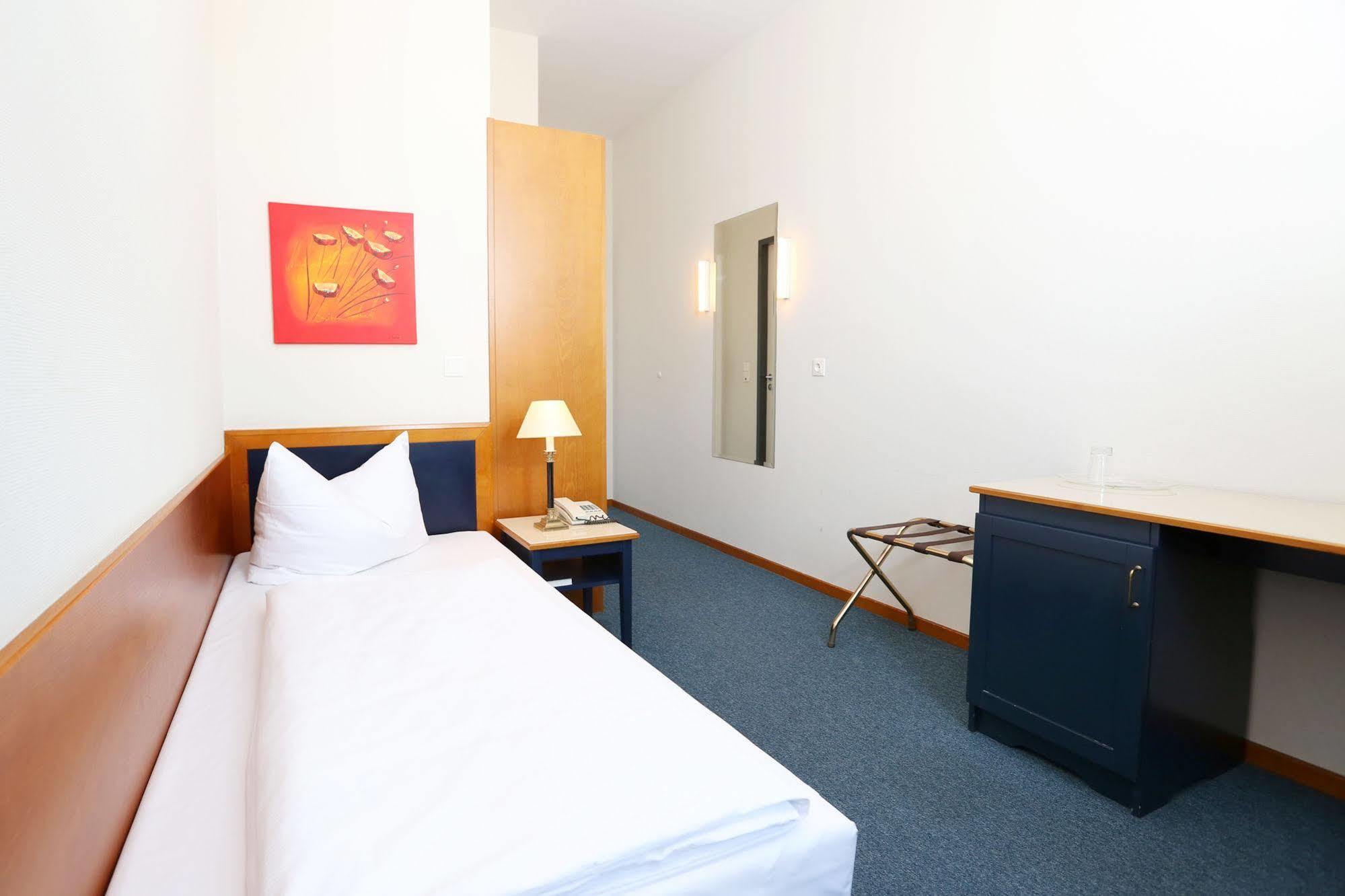 H24 Hoteltow Ngoại thất bức ảnh